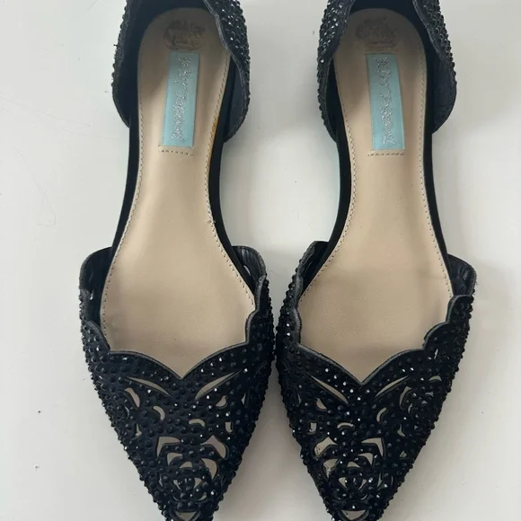 Betsey Johnson Lucy  embellished  black Pointed-Toe Woven Flat Loafers size 7.5 - Picture 2 of 10